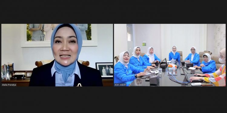 IKWI Jabar Beraudiensi Secara Virtual dengan Atalia Praratya