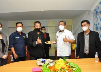 PWI Kota Bandung Bersama SMSI Jabar, Deklarasikan Labkum Pers