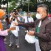 PWI Kota Bandung Bagikan Ratusan Paket Makanan Siap Saji