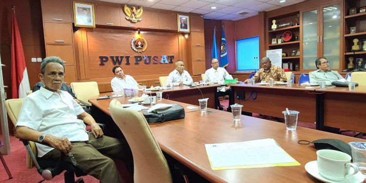 Rapat Pleno PWI Pusat Terima Surat Pengunduran Diri Dua Wartawan Lampung