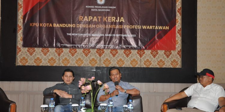 Raker KPU dan PWI Kota Bandung