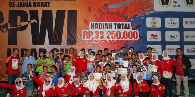 Ketua IKWI Jabar: Semua Peserta Turnamen Bulutangkis PWI CUP 2022 Adalah Juara