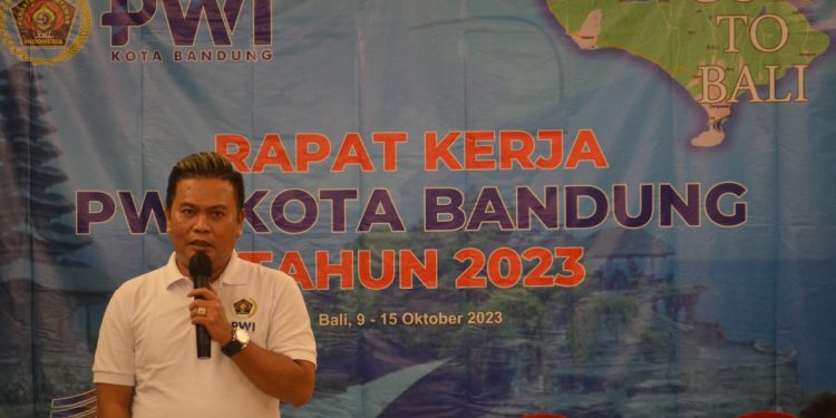 PWI Kota Bandung Gelar Raker di Kuta Bali